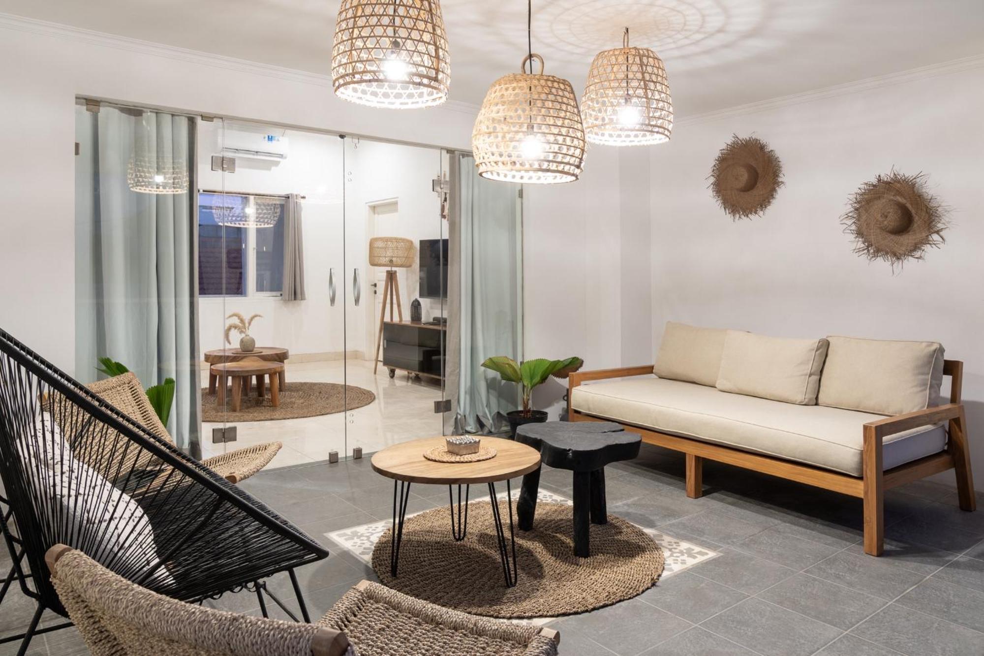 Casa De Lupe 5 Bedroom Villa In Kerobokan Seminyak Dış mekan fotoğraf